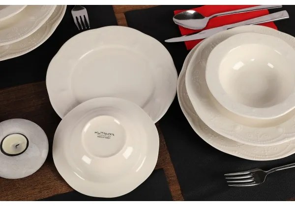 24 darabos fehér porcelán étkészlet