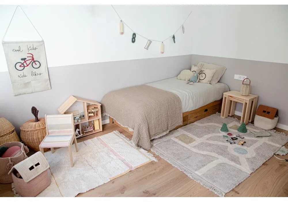 Gyerek faliszőnyeg Cool Kids Ride Bikes – Lorena Canals