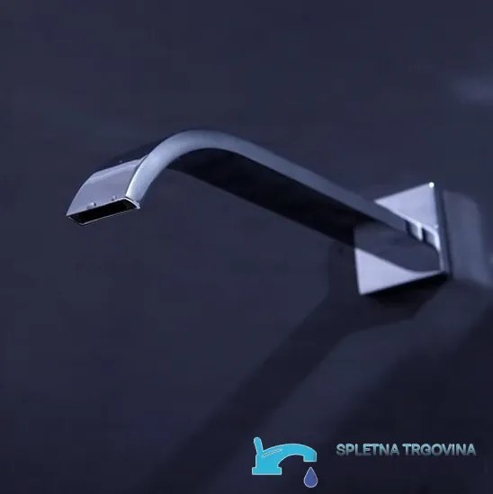 Fali mosdócsaptelep EYN EYN4301 LED-világítással, vízesés kifolyóval, króm felülettel