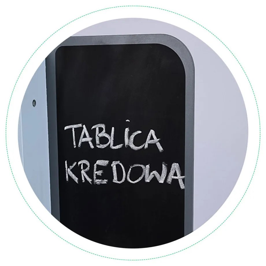 Fa barkács asztal szerszámokkal krétatáblával 47 darab