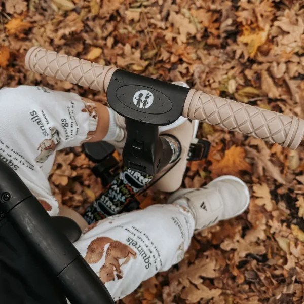 PETITE&MARS - Gyerek tricikli 5 az 1-ben TURBO LIMITED City Beat