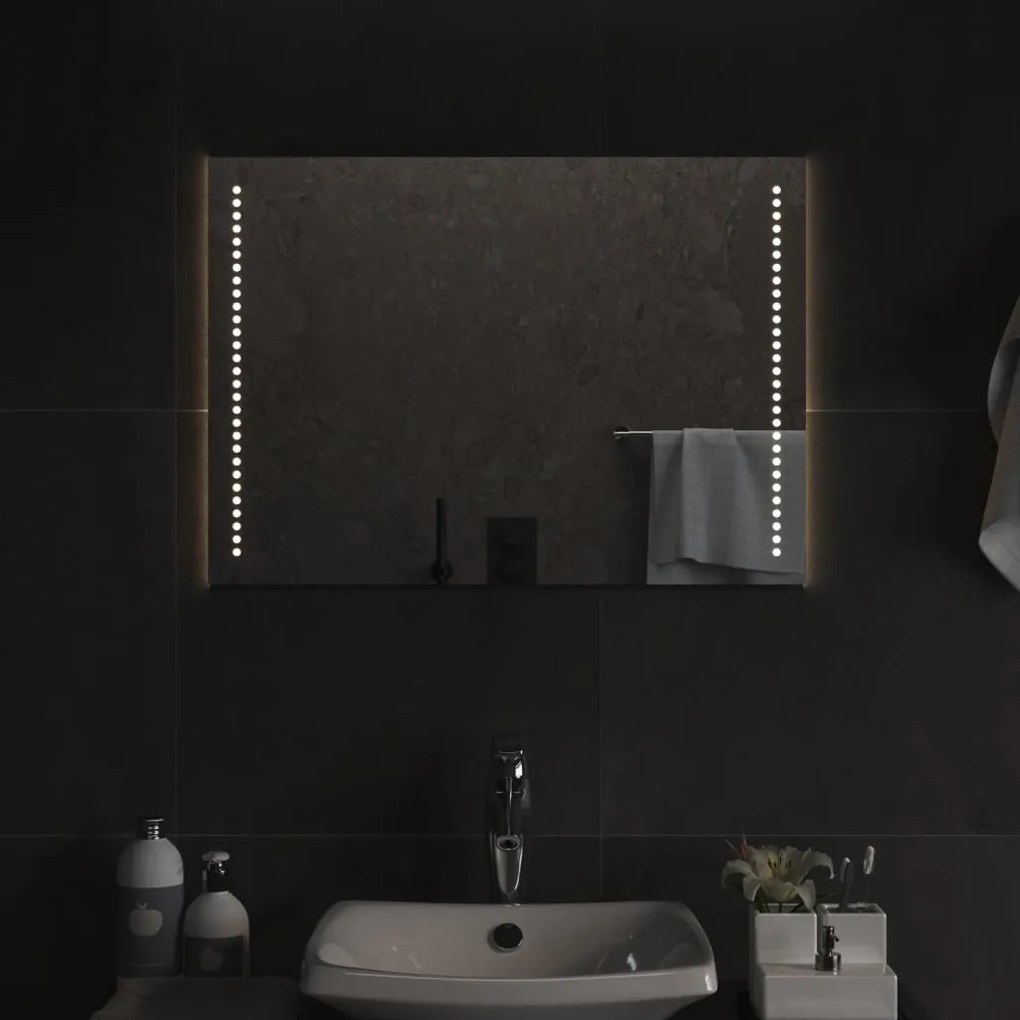 LED-es fürdőszobatükör 50 x 70 cm