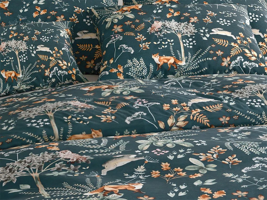 Mikroszálas ágyneműhuzat THE FOX AND THE HARE sötétzöld Ágyneműhuzat mérete: 70 x 90 cm | 140 x 200 cm