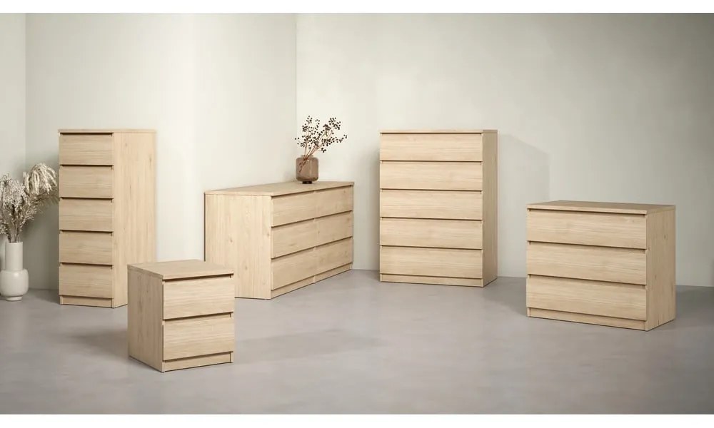 Natúr színű komód tölgyfa dekorral 40x111x50 cm Naia – Tvilum