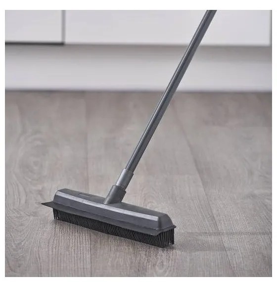 Broom fekete gumiseprű - Addis