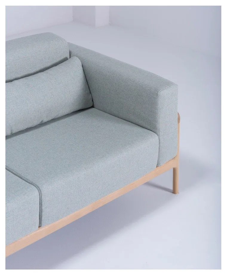 Fawn kékesszürke kanapé tölgyfából, 180 cm - Gazzda