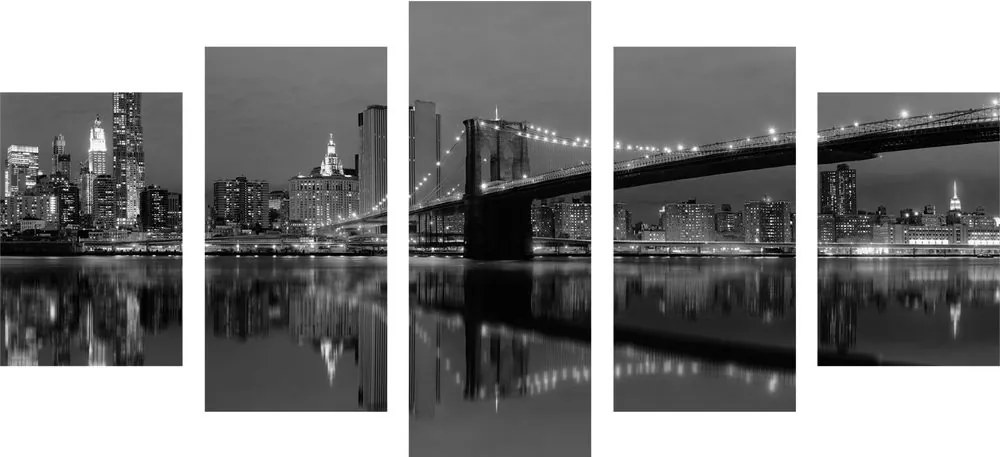 5 részes ké Manhattan vízben fekete fehérben