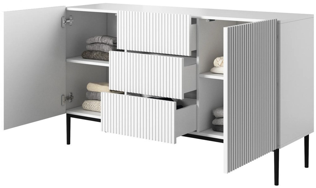 Nicole komód 150 cm fiókokkal és polcokkal - matt fehér / fekete lábak