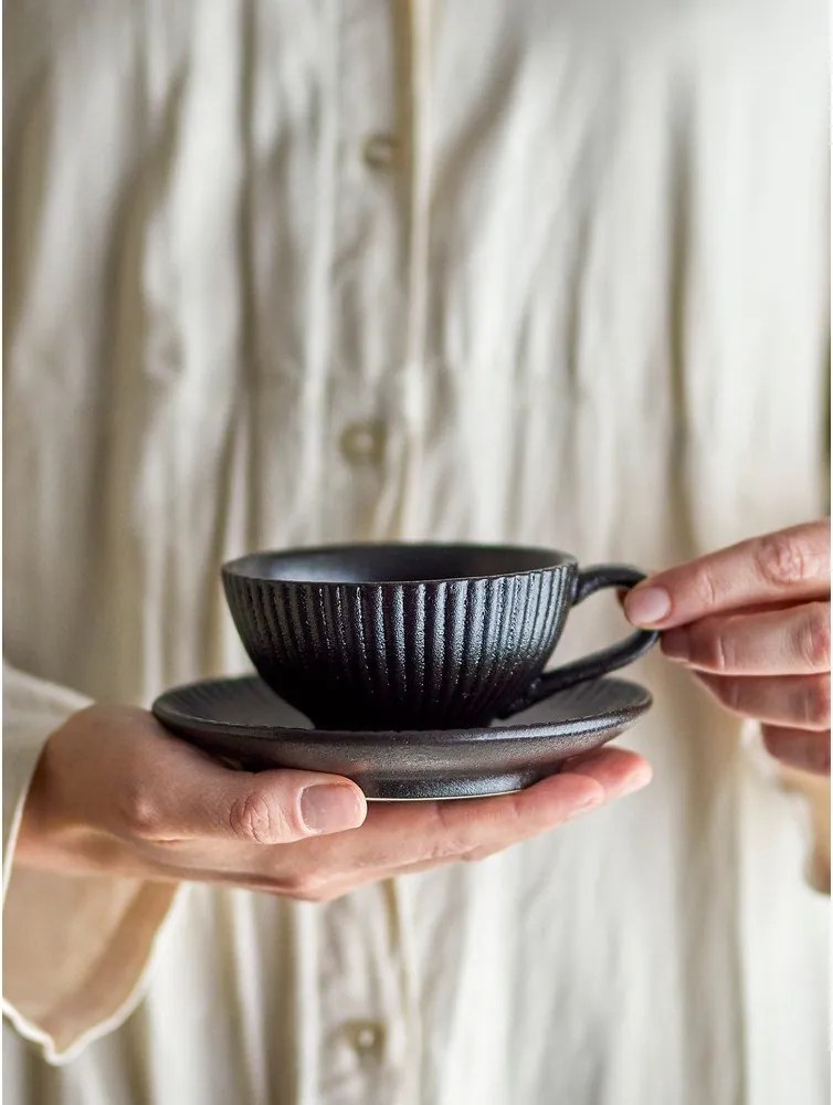 Fekete kerámia csésze cappucinóhoz 200 ml Neri – Bloomingville