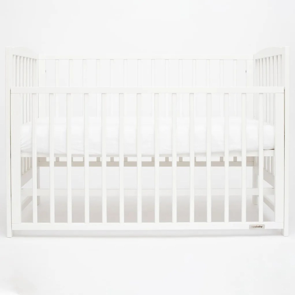 Gyerek kiságy New Baby LILLY leengedhető oldalráccsal fehér