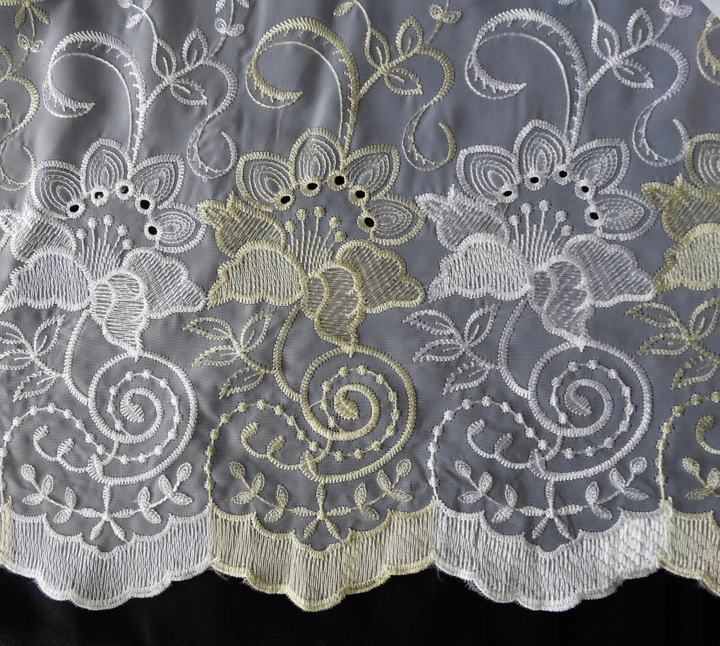 Mg Tor 1201 Fátyol Fehér hímzés Bézs magasság 280cm 1,2MB Kupon