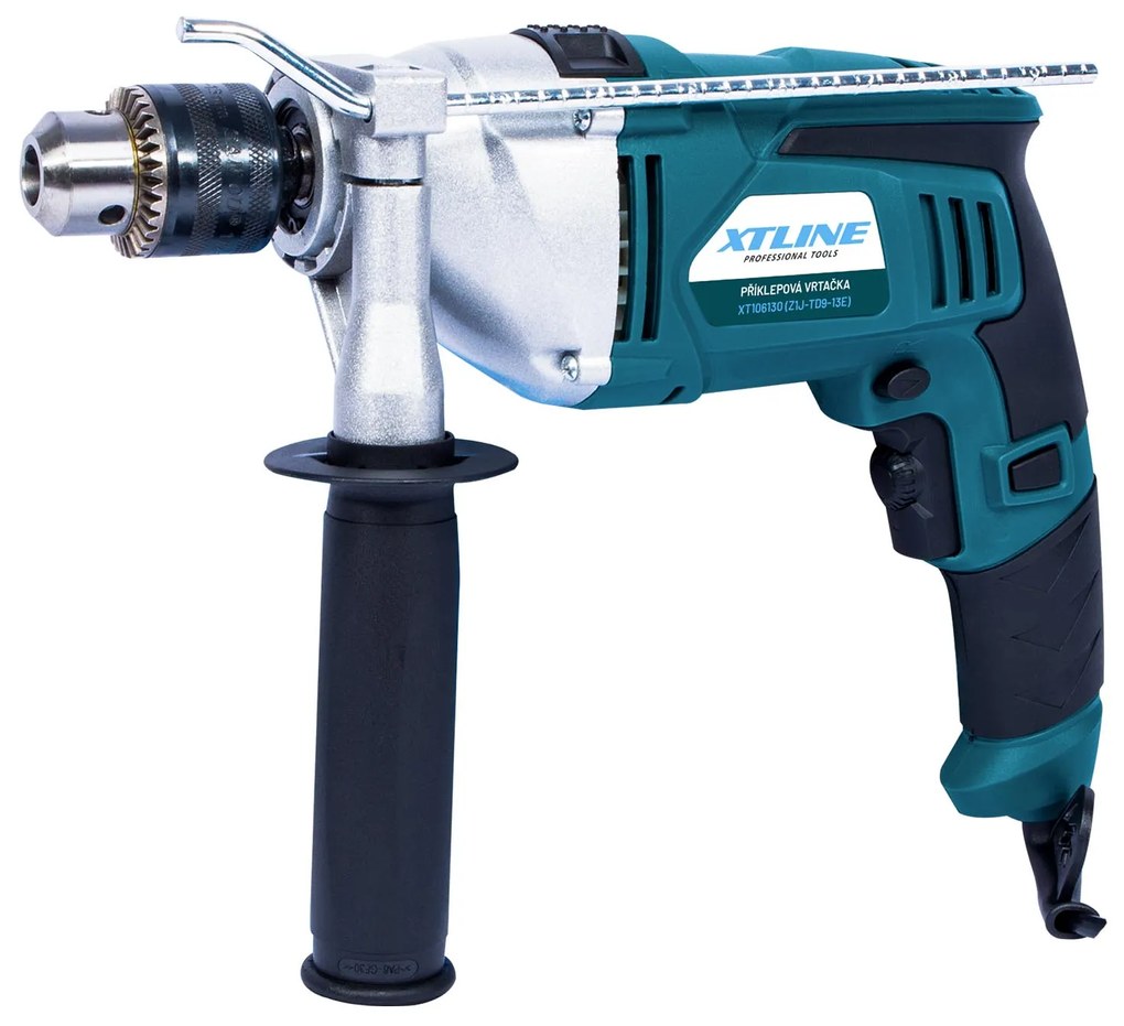 XTLINE ütvefúró 900 W