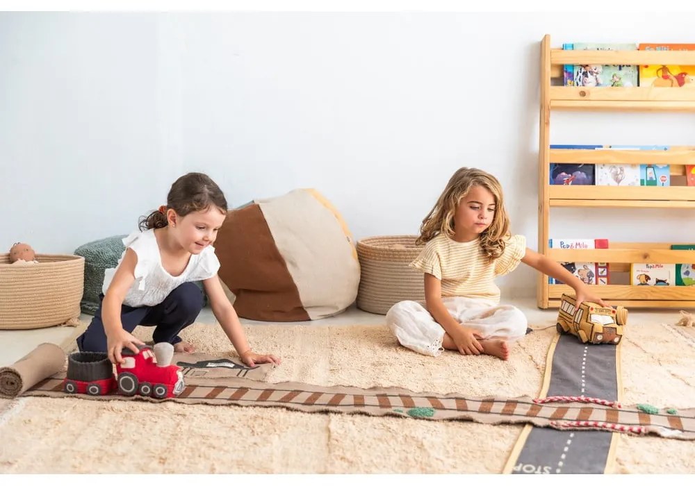 Játékpálya Ride &amp; Roll Train – Lorena Canals