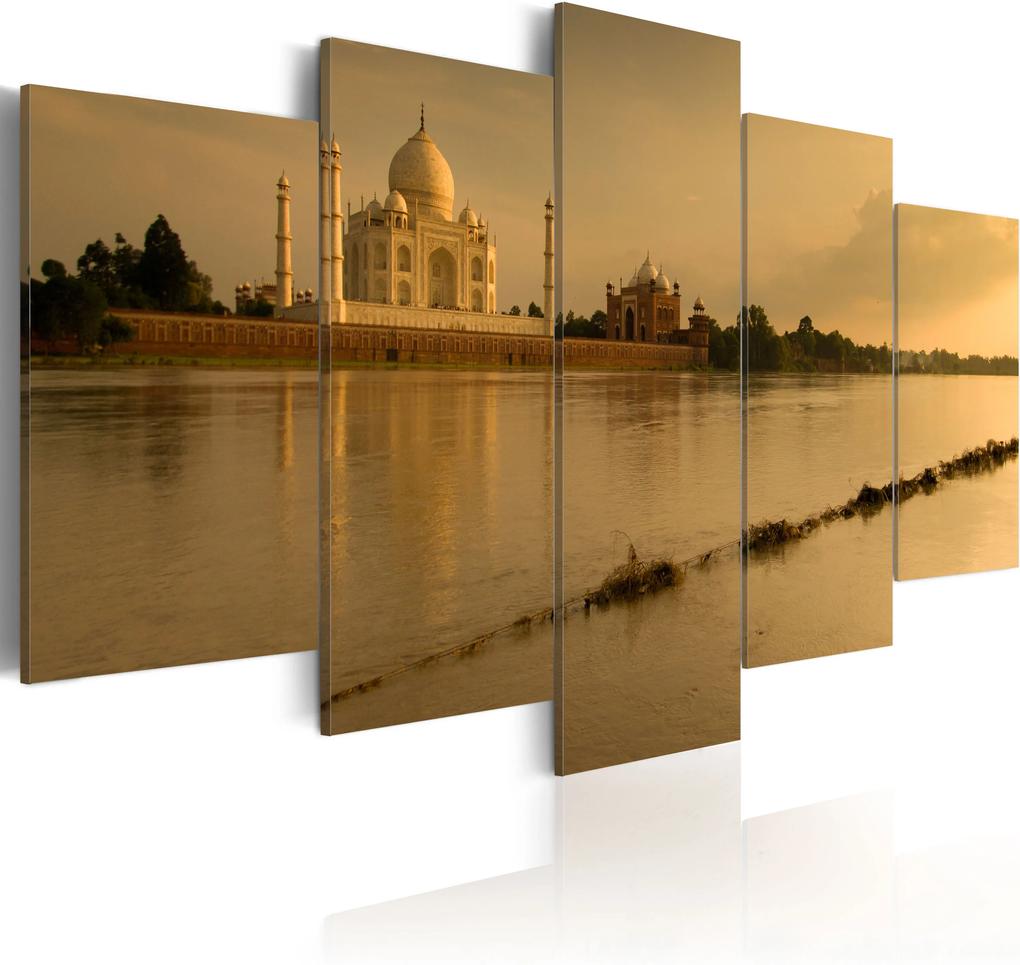 Kép - The legendary Taj Mahal
