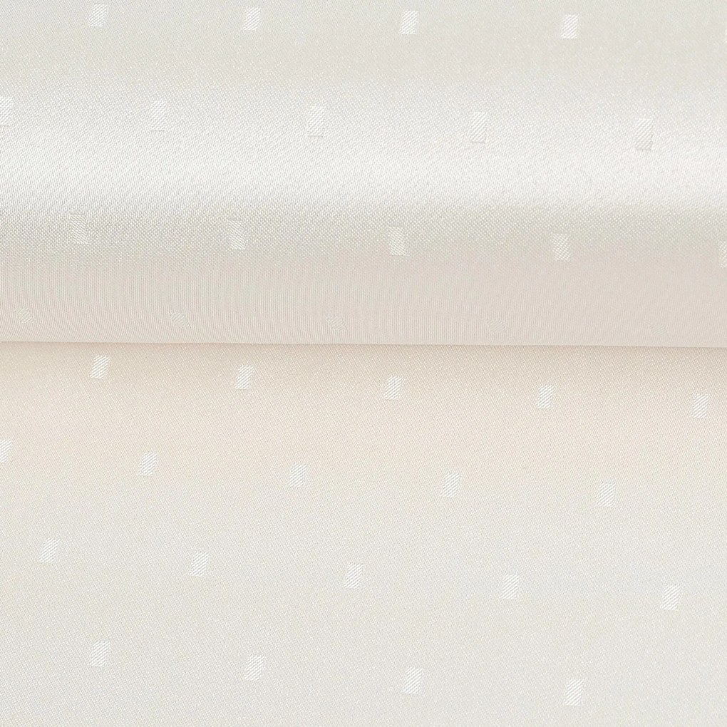 Goldea ünnepi ovális teflonos terítő - tej színű alapon fényes négyzetek 120 x 180 cm