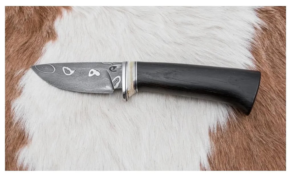 Exkluzív damaszkuszi kés 8,6 cm tölgy/tevecsont