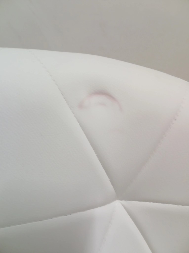 AKCIÓ Fehér irodai szék AVOLA ökobőrből II. osztály