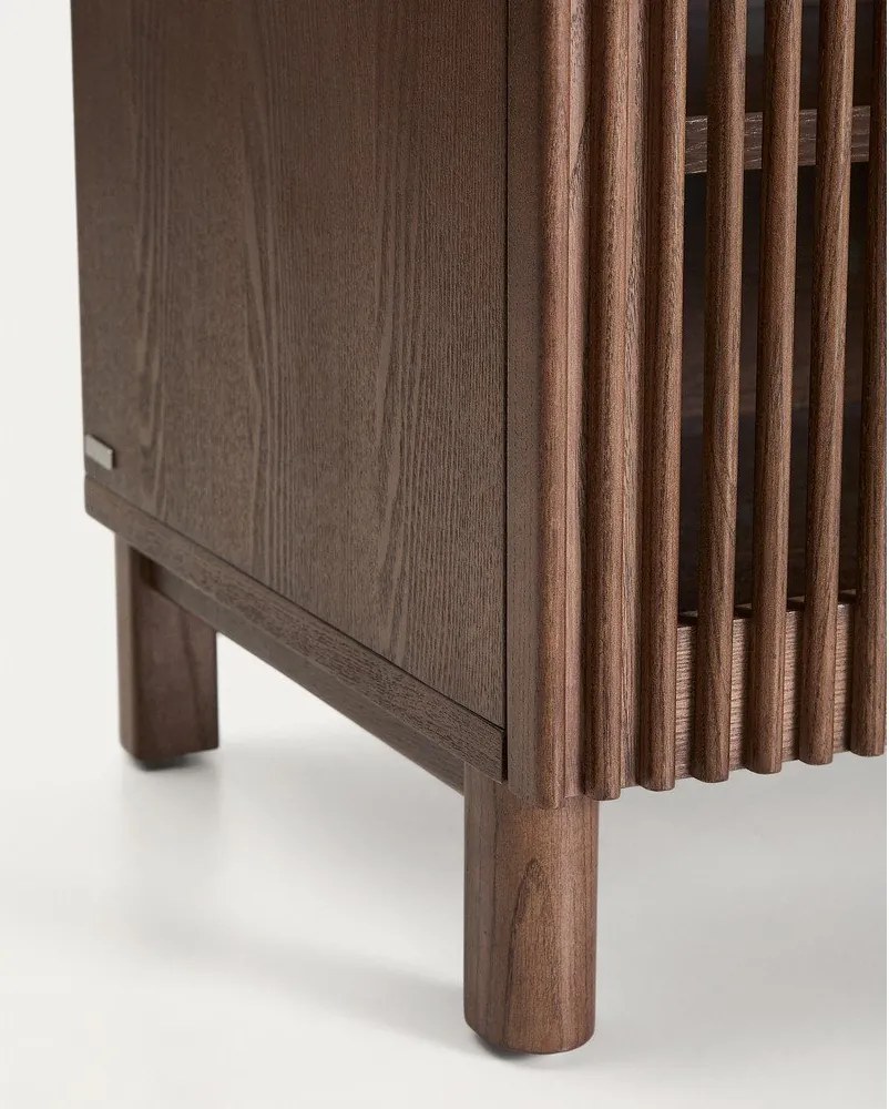 Sötétbarna TV-állvány diófa dekorral 180x49,5x42,5 cm Beyla – Kave Home