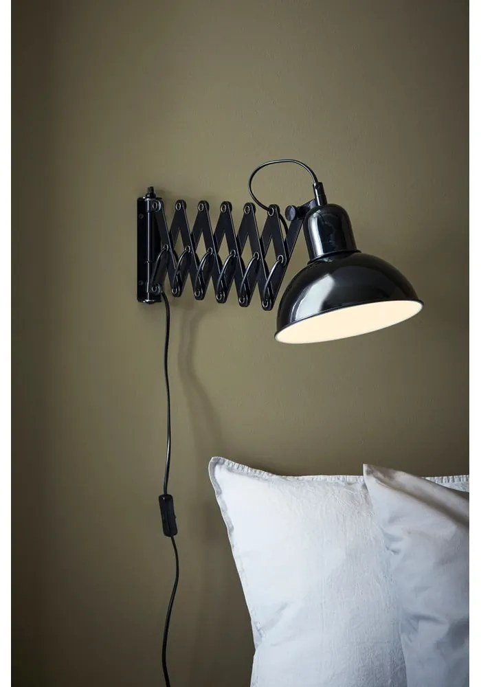 Fekete fali lámpa Riggs – Markslöjd