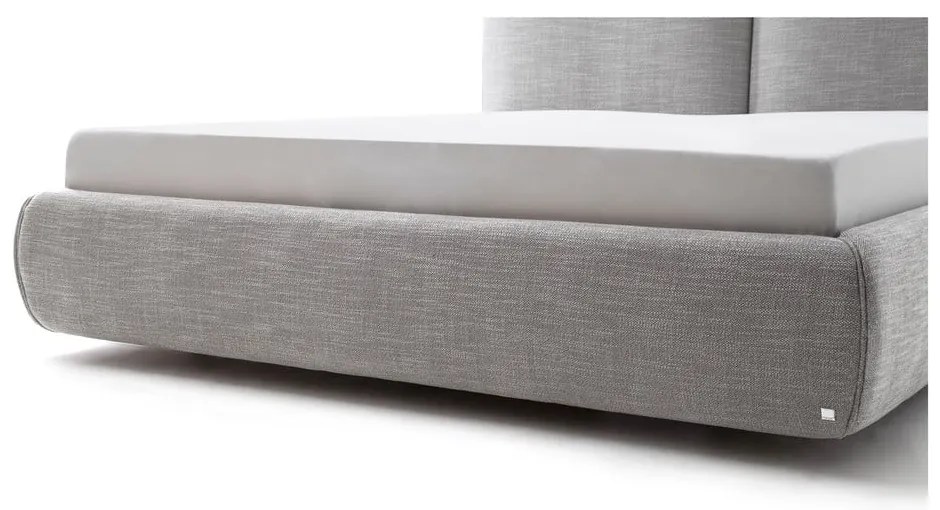 Szürke kárpitozott ágyneműtartós franciaágy ágyráccsal 180x200 cm Atesio – Meise Möbel