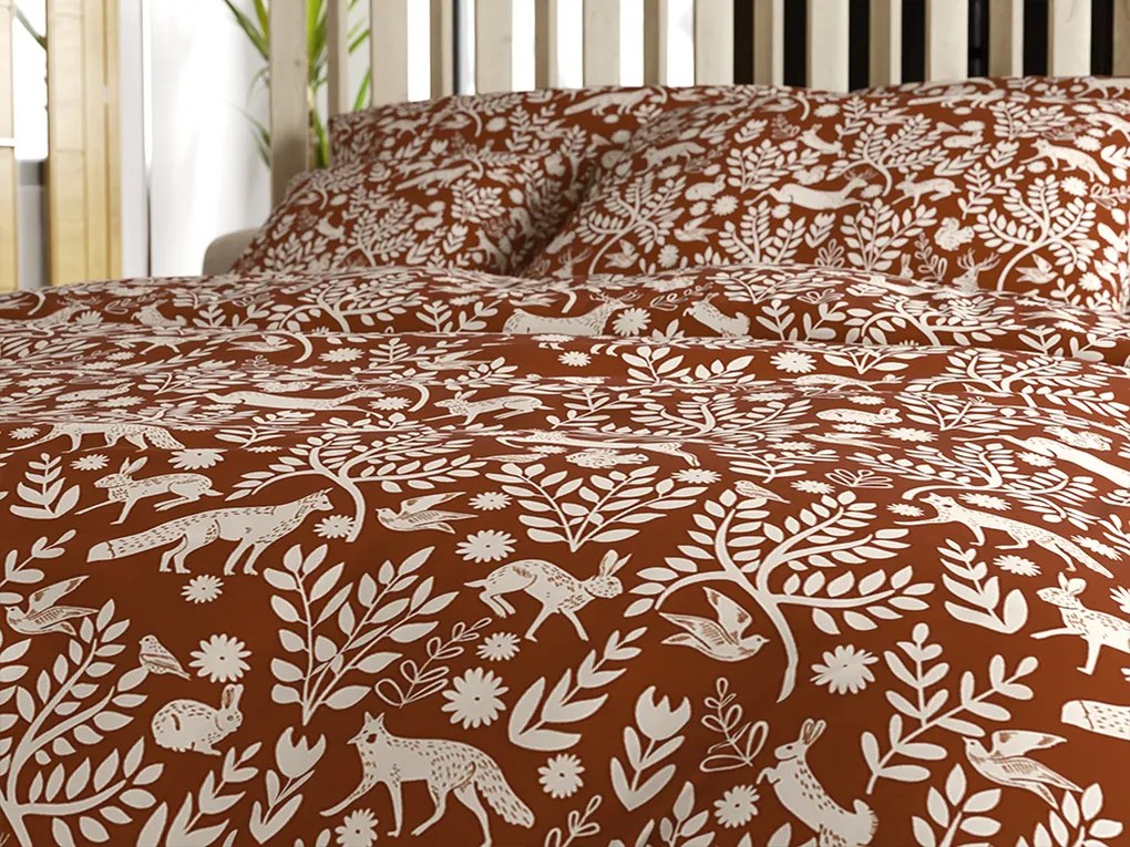 Mikroszálas ágyneműhuzat FOREST ANIMALS barna Ágyneműhuzat mérete: 70 x 90 cm | 140 x 220 cm