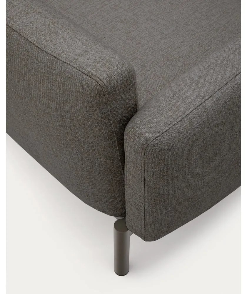 Szürke párnázott kerti fotel Sorells – Kave Home