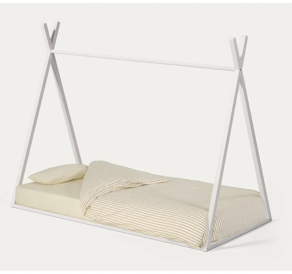 Fehér bükkfa házikó alakú gyerekágy ágyráccsal 90x190 cm Maralis – Kave Home