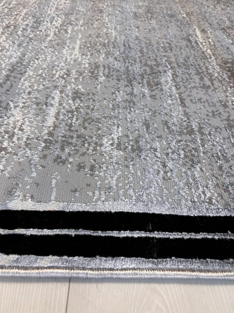 Toscana 352 Szürke, fekete vonallal 240x330 cm