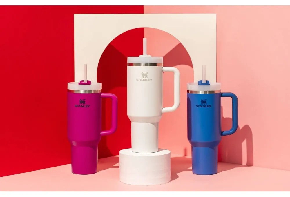 Fehér rozsdamentes acél termosz szívószállal 1,18 l Quencher H2.0 FlowState Tumbler Frost – Stanley