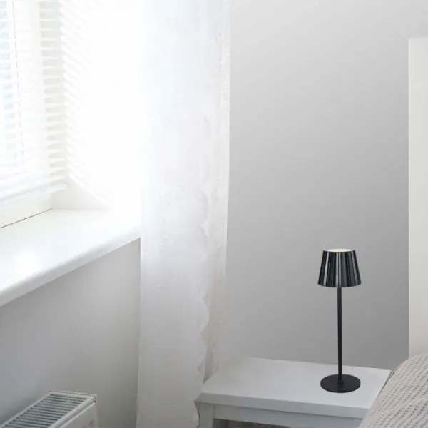 LED állítható fényerejű tölthető asztali lámpa LED/4W/5V 3000-6000K 1800 mAh fek