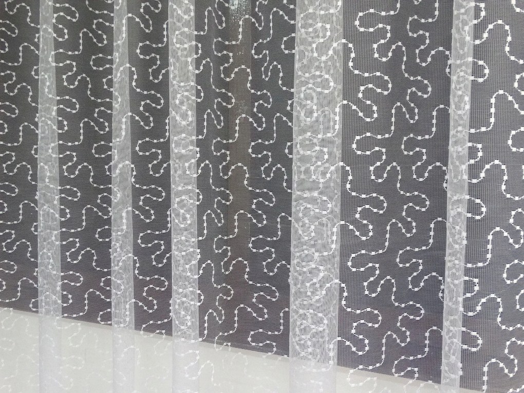 Mg Függöny 619/97 Fehér 250X250 készre szerelve M szalaggal