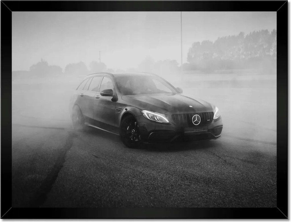 Poszterek 40x30-as keretben Mercedes gumiködben