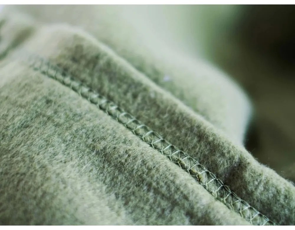 Olivazöld fleece takaró 200x150 cm - JAHU collections