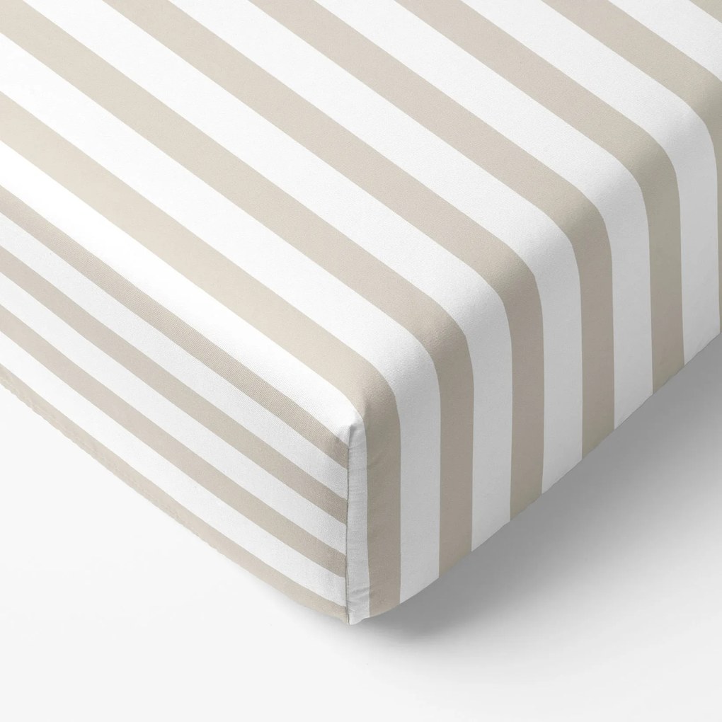 Goldea pamut gumis lepedő - latte csíkos 160 x 200 cm