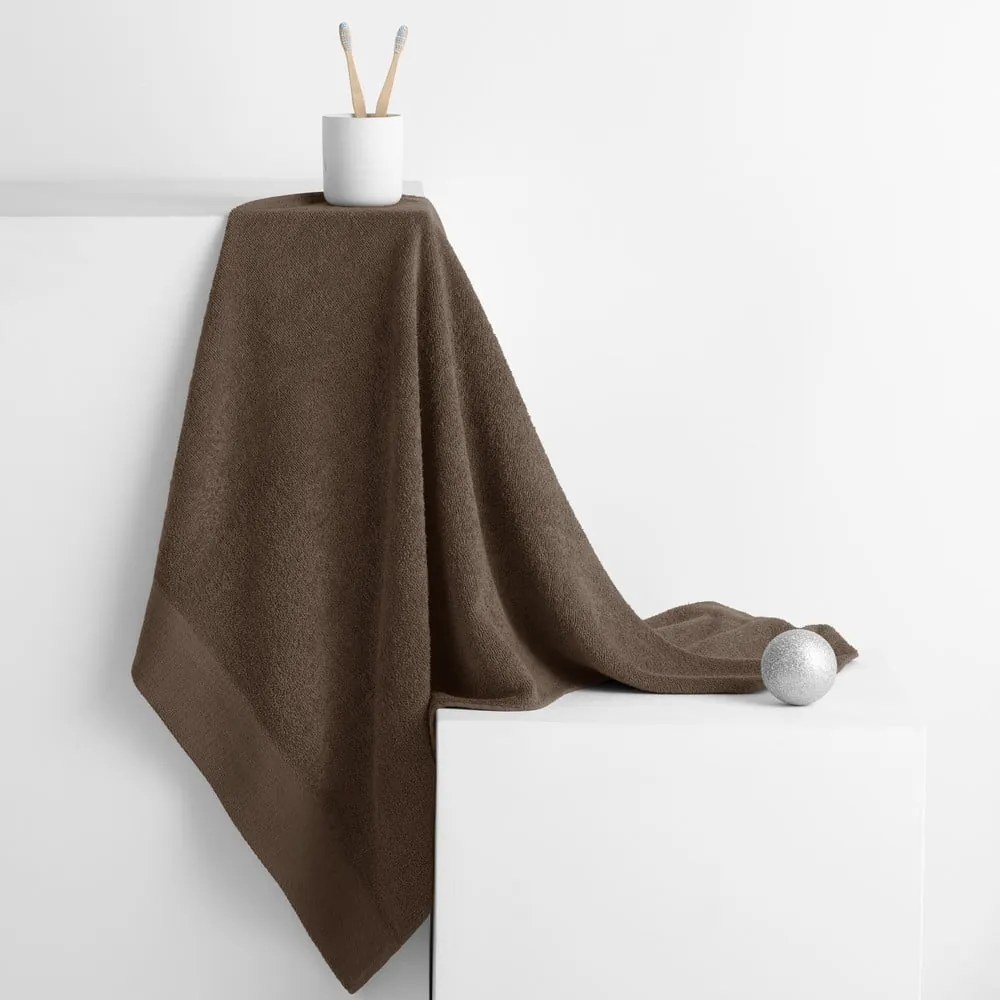 Barna frottír pamut törölköző 50x100 cm Amari – Restilo