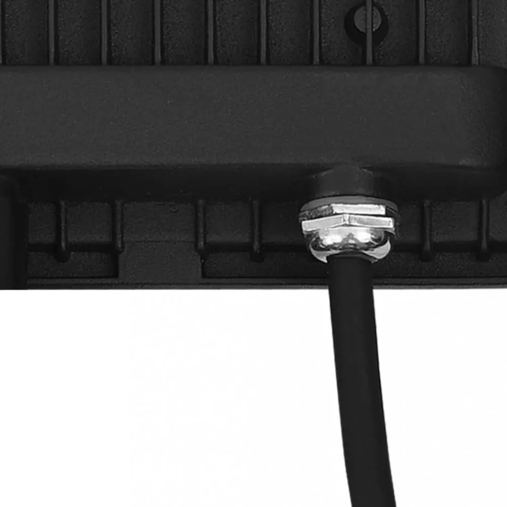 2 db meleg fehér fényű LED-es reflektor 50 W