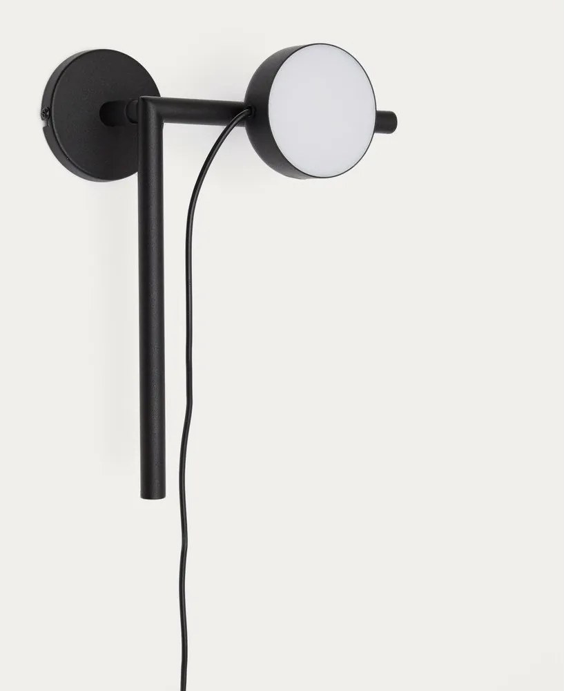 Fekete konnektorhoz csatlakoztatható fém LED dimmelhető fali lámpa Orey – Kave Home