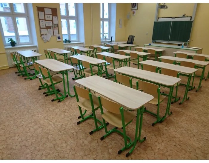Denis iskolai szék - 5-ös méret, piros - ral 3020
