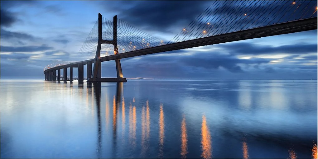 Fotótapéta üvegfalra Világító híd 140x70