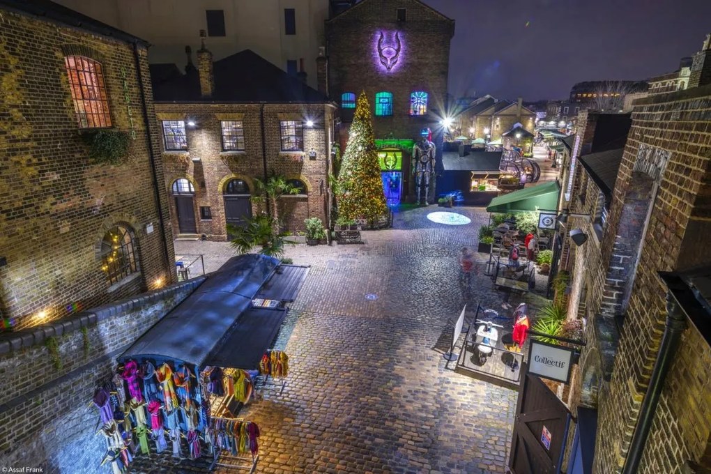 Poszter 30x20cm Camden piac éjszaka, Assaf Frank