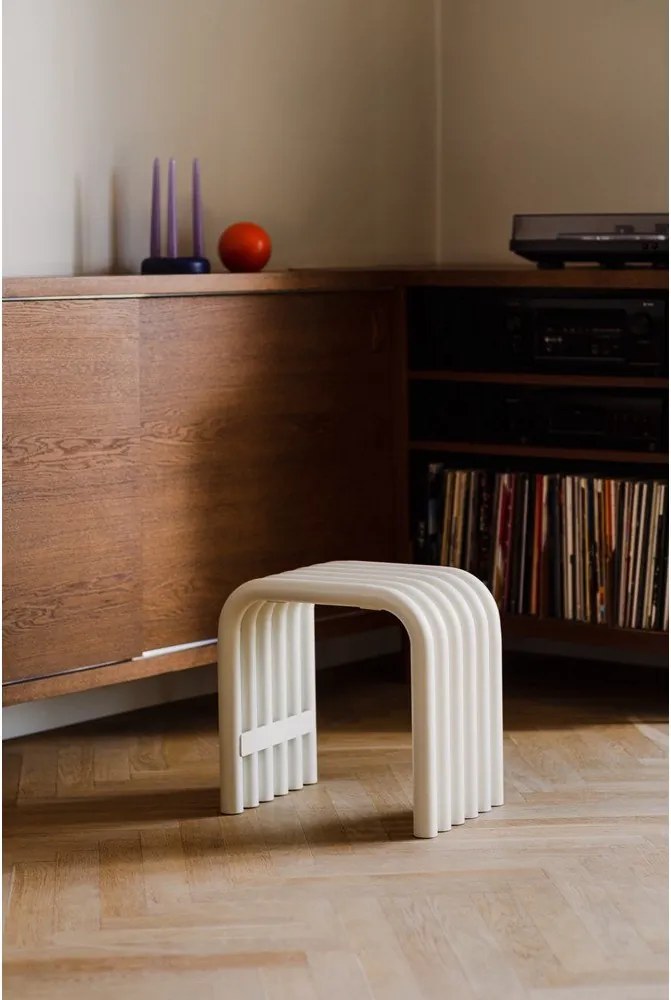 Bézs fém kerti szék Nokk – noo.ma