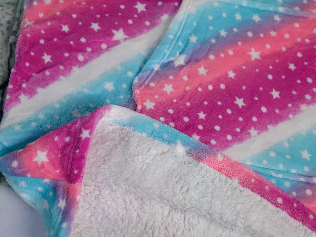 báránybunda hatású kapucnis, ujjas pléd AURORA színes