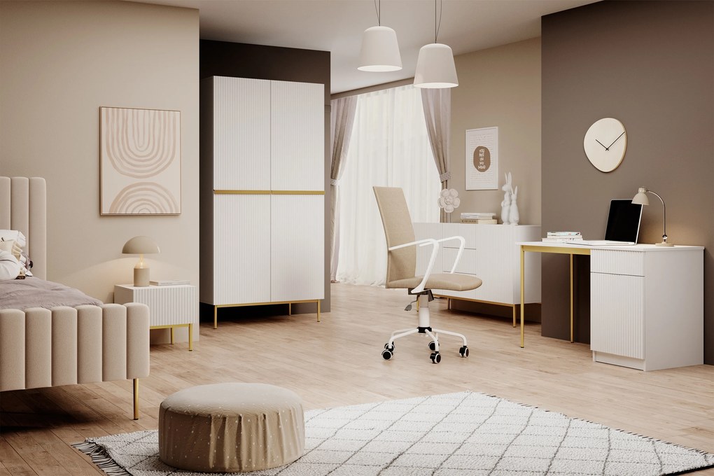 Nicole komód 150 cm fiókos, bordázott előlap - matt fehér / arany lábak