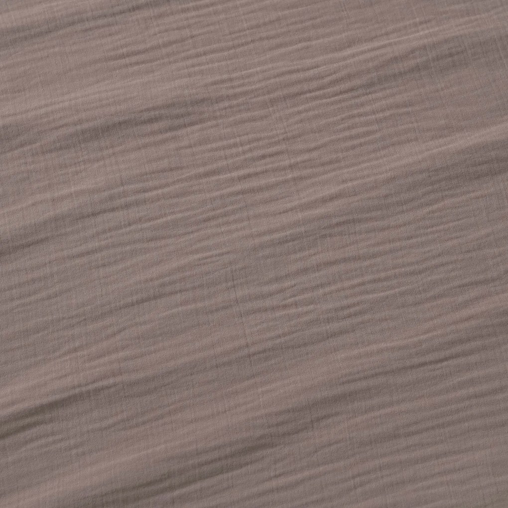 Goldea muszlin párnahuzat - kávébarna 40 x 40 cm