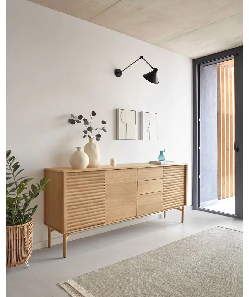 Natúr színű alacsony komód tölgyfa dekorral 200x86 cm Lenon – Kave Home
