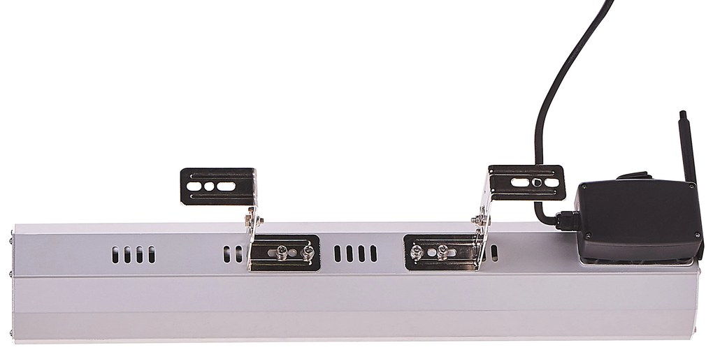 Ezüst Elektromos Alumínium Teraszfűtés 2000 Watt BROMO Beliani