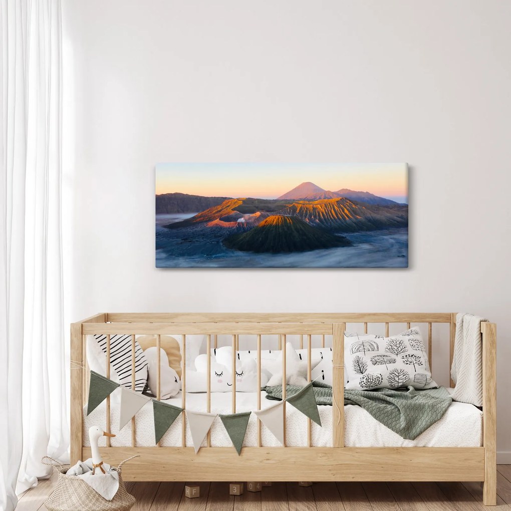 Kép a Bromo-hegyről Indonéziában (120x50 cm)