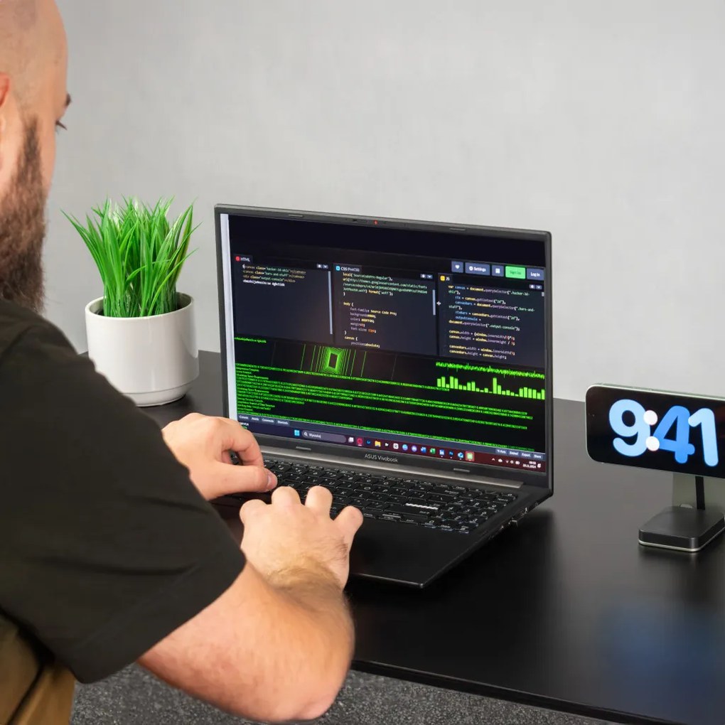 Elektromosan állítható magasságú íróasztal 120x67cm fekete | LVN System Control Flex+