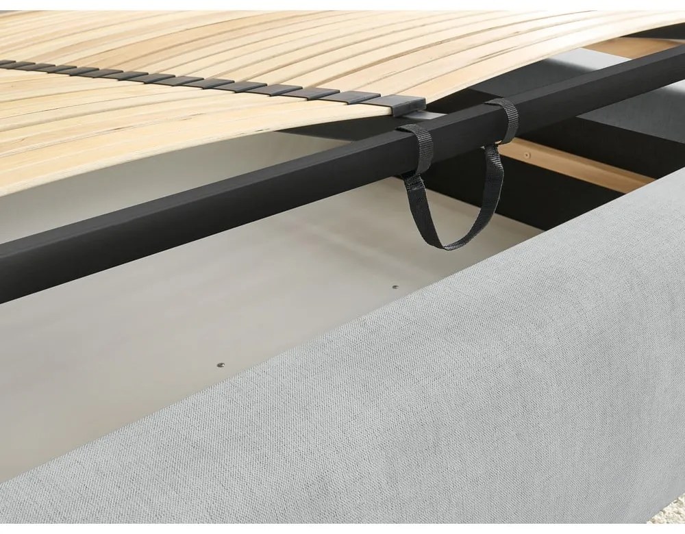 Világosszürke kárpitozott franciaágy tárolóhellyel, ágyráccsal 160x200 cm Jagna – Bobochic Paris