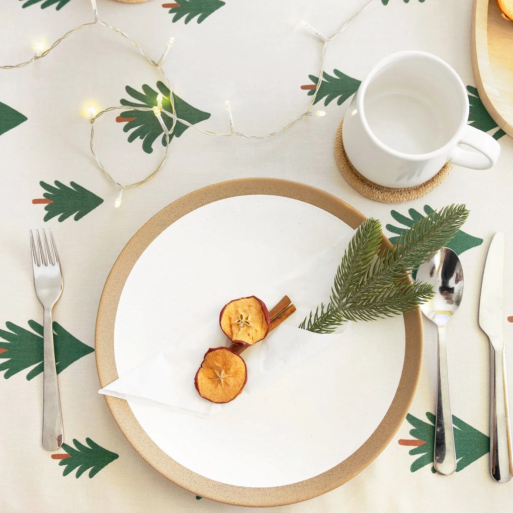 Goldea karácsonyi szögletes terítő - erős pamut - karácsonyfák bézs alapon 80 x 80 cm